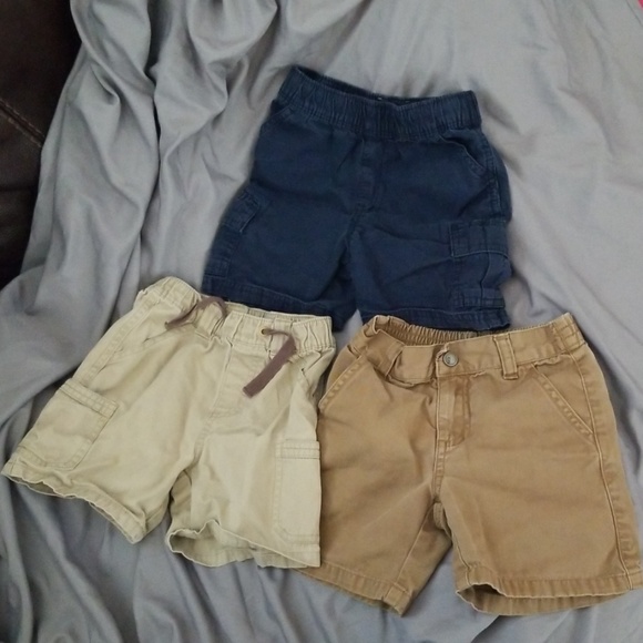 3 Pair 18-24 month boy's shorts Gymboree & TCP - Picture 1 of 4
